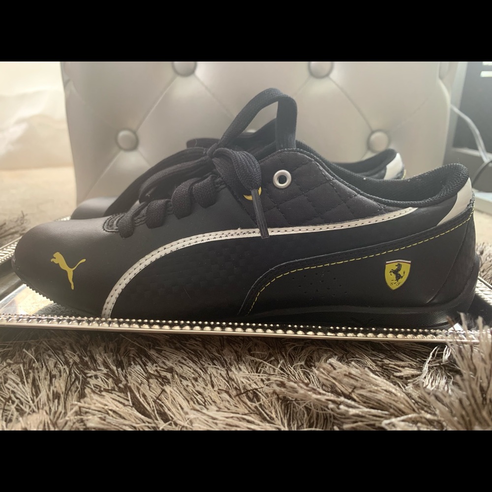 Almost new Puma sneakers